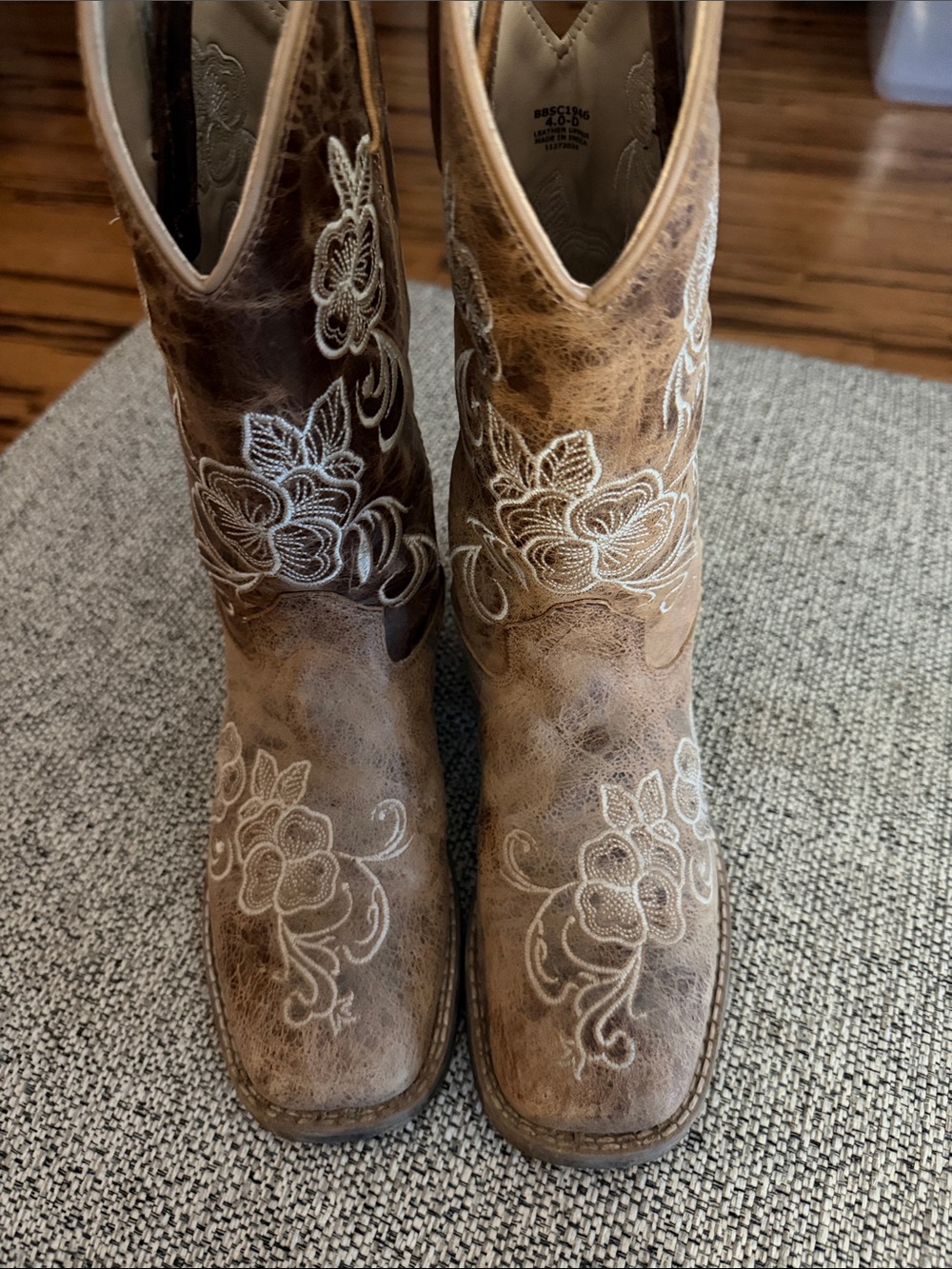 Shyanne Brown Tan Floral Embroidered Kids Cowboy Boots
